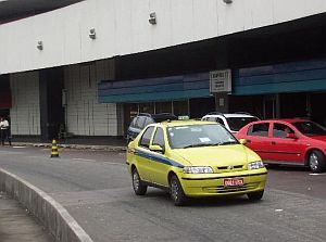 Taxis am Flughafen von Rio